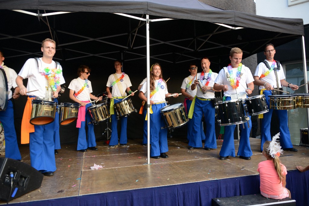 ../Images/Zomercarnaval Noordwijkerhout 2016 448.jpg